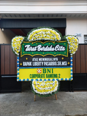 Papan Bunga Duka di Kinilow Satu