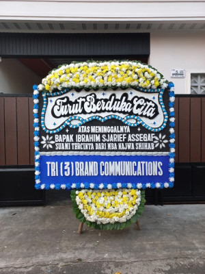 Papan Bunga Duka di Kinilow Satu